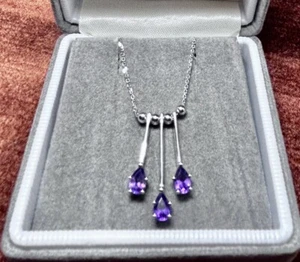Beautiful Necklace 3 Amethysts & White Gold 375 9ct Hallmarked Pendant Style - Picture 1 of 11