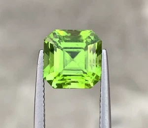 VS 5.99 CT Natural Green Peridot Gemstone Asscher Cut From Pakistan - Picture 1 of 2
