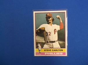 1976 Topps Baseball # 355 Steve Carlton EX-MT - Picture 1 of 2