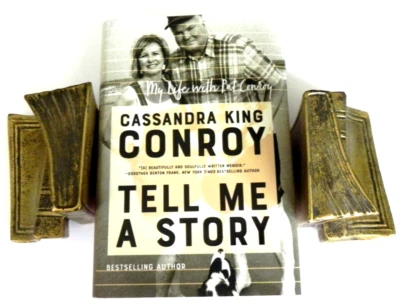 SIGNED Tell Me A Story by Cassandra King (My Life With Pat Conroy) Stated 1st Ed Foto 1 de 4