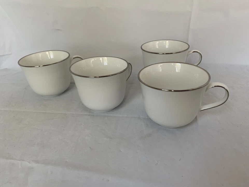 Royal Doulton Simply Platinum 4 Coffee Cups Fine Porcelain White Silver - Image 1 of 4