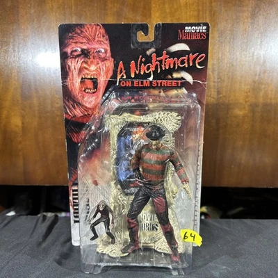 Freddy Krueger Nightmare on Elm Street Figure Movie Maniacs McFarlane 1998 - Image 1 of 4