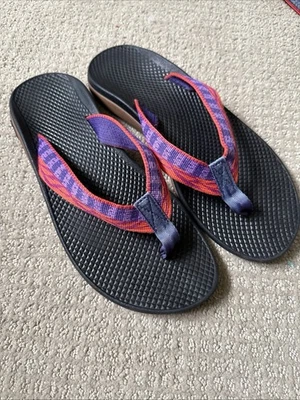 Chaco Mujer Sandalias Chanclas Tanga Talla 8 Rojo Morado Foto 1 de 4