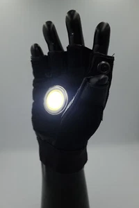 Ironman LED Glove- Cyclops - Picture 1 of 7