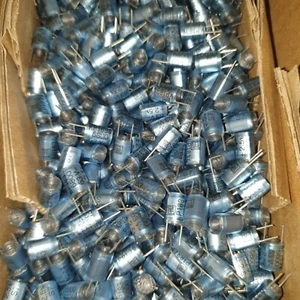 NOS ERO KP1834 6.8nF 6800pF 63V 2.5% P:5mm NON MAGNETIC HI-END CAPS! 20PCS - Picture 1 of 4