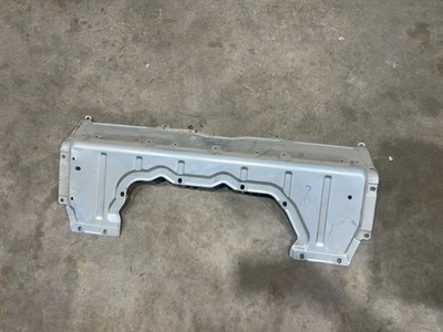 1999 - 2000 年马自达 Miata Oem 内部后包裹锡架燃料检修面板 99-00 — 第 1/4 张图片