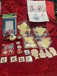 Rudolph The Red Nosed Reindeer Lot-Sand Art,Pins, Ducks,Erasers,Tattoos-Pls Read - Picture 1 of 6