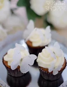 precut edible WHITE wafer butterflies cupcake Toppers Birthday Wedding decor - Foto 1 di 3
