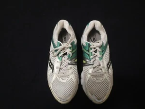 Saucony Echelon 3 size 9 Womans sneakers - Picture 1 of 10