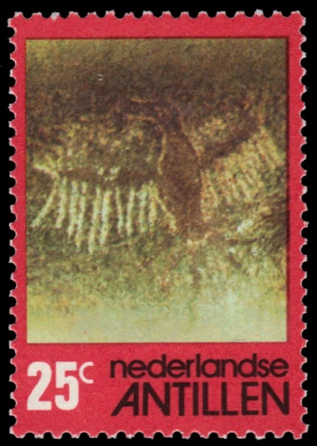 ANTILLAS HOLANDESAS 391 - Pteroglifos nativos "Ave" (pa84880) Foto 1 de 1