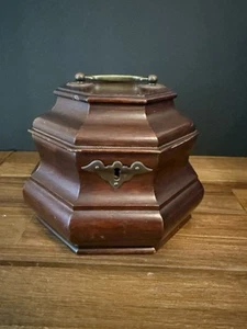 ANTIQUE VINTAGE WOOD HEXAGON BOX HINDGED LID - Picture 1 of 7