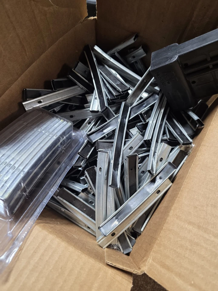 308 clips pelacables 10ª (10 lb) caja a granel Foto 1 de 1