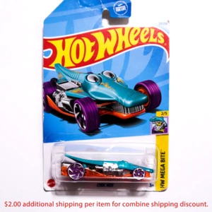 Coche modelo Hot Wheels Mega Bite Croc Rod escala 1:64 - Imagen 1 de 5