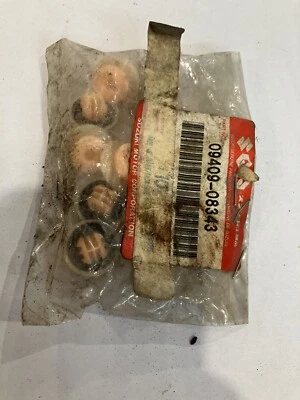 11-13 Suzuki Kizashi carrocería clips moldura lateral 09409-08343 Foto 1 de 2