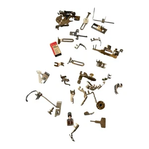 Vintage Original Singer 25 Lot of Presser Bars Clamp Lever Screws Parts Pieces 2 - Picture 1 of 3