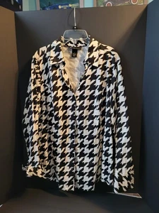 LANE BRYANT Womens S 16 Black & White Pattern Long sleeve button cuff button frt - Picture 1 of 5