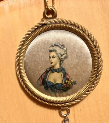 Cuadro de tela italiano vintage miniatura redondo 6,5 cm marco de madera con flores de dama Foto 1 de 4