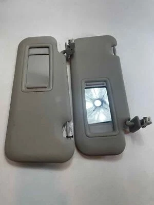 Juego de 2 parasoles gris iluminado Mazda Lh Rh OE para MAZDA 3 2014-2018 Foto 1 de 4