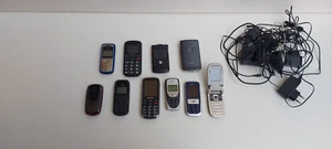 Lotto 10 Telefonini Vintage - Nokia - Motorola V3- M-Mobile-Brondi - e altro - Photo 1 sur 7