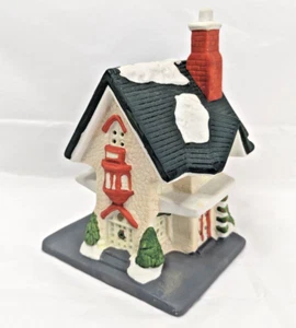 1995 Miglior Villaggio di Babbo Natale Vittoriano Casa in Ceramica CHIESA Villaggio di Natale - Foto 1 di 17