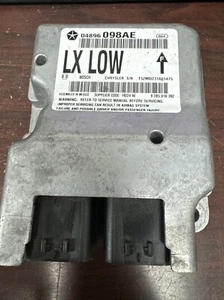 CHRYSLER 300 SRS CONTROL MODULE PN: 04896098AE (P) - Picture 1 of 3