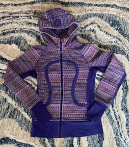 Lululemon Scuba Hoodie II Space Dye Twist Iris Flower Grape Fruits Size 4 Women - Picture 1 of 17