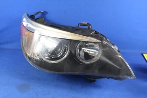 2007 BMW 530xi Right Side Headlight - Picture 1 of 14