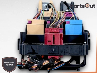2013-2016 AUDI A4 FUSE RELAY BOX OEM 8K0937545B - Image 1 of 4