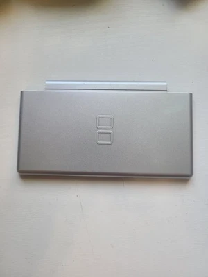Silver Nintendo DS Lite Top Shell Cover (used) - Image 1 of 2