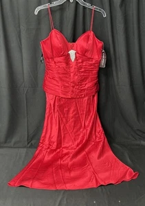 Vestido formal o de noche rojo Cachet - talla 8. 100% seda. - Imagen 1 de 6