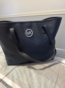 Michael Kors Tote Jet set Handbag - Picture 1 of 5