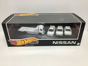 2021 HOT WHEELS PREMIUM NISSAN SKYLINE GT-R BOX SET R32 R33 R34 & RETRO RIG RARE - Picture 1 of 12