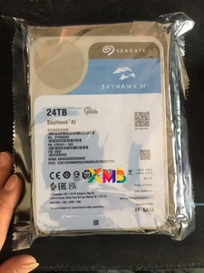 Disque dur interne Seagate Skyhawk AI ST24000VE002 24 To 7,2 K SATA 6 Go/s 512 Mo 3,5" NEUF - Photo 1/3