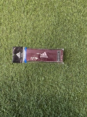 Diadema reversible Adidas - granate/blanco Foto 1 de 4