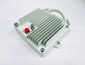 Innovador sistema de radio Ceragon FibeAir RFU-CXm-E-18-L-TL 18GHz RFU-C - Imagen 1 de 4