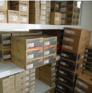 1 Stück NEU Mitsubishi Servoantrieb MR-J2S-20A-EG055 - Bild 1 von 1