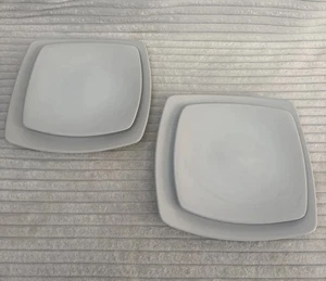 Platos de cena cuadrados M&S blanco Andante de 10" x2 y 8,25" platos laterales x2 - Imagen 1 de 13