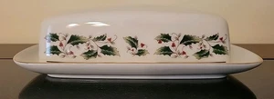 Vintage Caldors Porcelain Ware Fine China Covered Butter Dish Holly Berry EUC - Picture 1 of 13