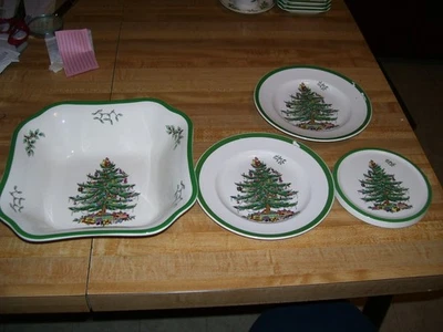 Lot of Spode Christmas Tree Dishes Serving Bowl Plates & Trivet England - Image 1 of 4