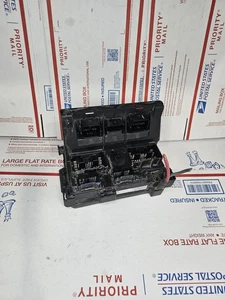 Dodge RAM 1500 2500 2010 módulo de alimentación integrado caja de fusibles TIPM 04692194AG fabricante original - Imagen 1 de 12