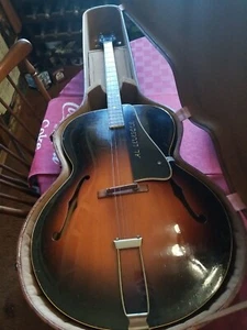 GIBSON 1950S TENOR GUITAR WITH CASE  ALL ORIGINAL  - Picture 1 of 11