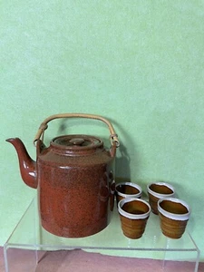 Vintage TAYLOR & NG Teapot Stoneware Iron Red Pottery Japanese Style With 4 Cups - Picture 1 of 12