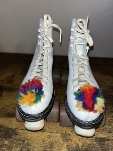 Vintage Youth Roller Skates Sure Grip 2 Size 2 White Leather light wear - Picture 1 of 8