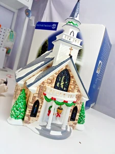 Dept Department 56 Snow Village Holy Spirit Church no sign - Picture 1 of 6