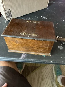 Vintage Wood Masonic Fraternal Secret Voting Ballot Box / Moulin Bros. - Picture 1 of 8