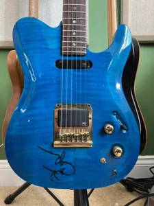 Peavey USA Generation S1 (hand signed by Steve Cropper) with fitted hard case - Picture 1 of 11
