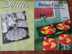 2 VINTAGE HÄKELANLEITUNGEN HEFTE KÜCHE SPEED CRO SHEEN DECKCHEN MUSTER - Bild 1 von 13
