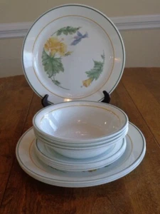 CORELLE HUMMINGBIRD DINNERWARE 12 PCS SERVES 4 - Picture 1 of 4