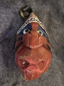 Cabeza tribal de coco Tiki Bar vintage pintada y tallada a mano con ojos de concha - Imagen 1 de 5