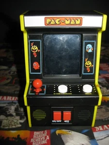 Mini Arcade De Colección Portátil Pac Man Juego Clásico PROBADO Excelente Estado - Imagen 1 de 1